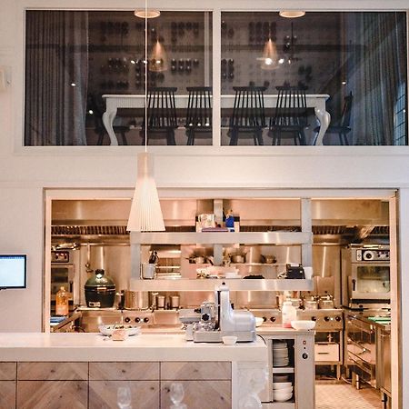 Manna Hotel Nijmegen Bagian luar foto