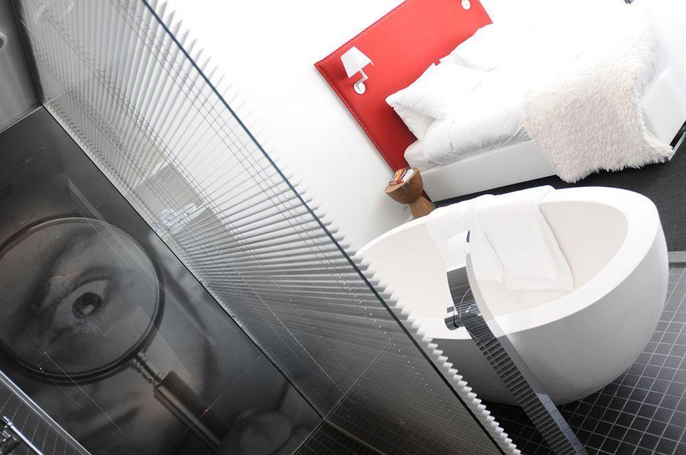Manna Hotel Nijmegen Bagian luar foto
