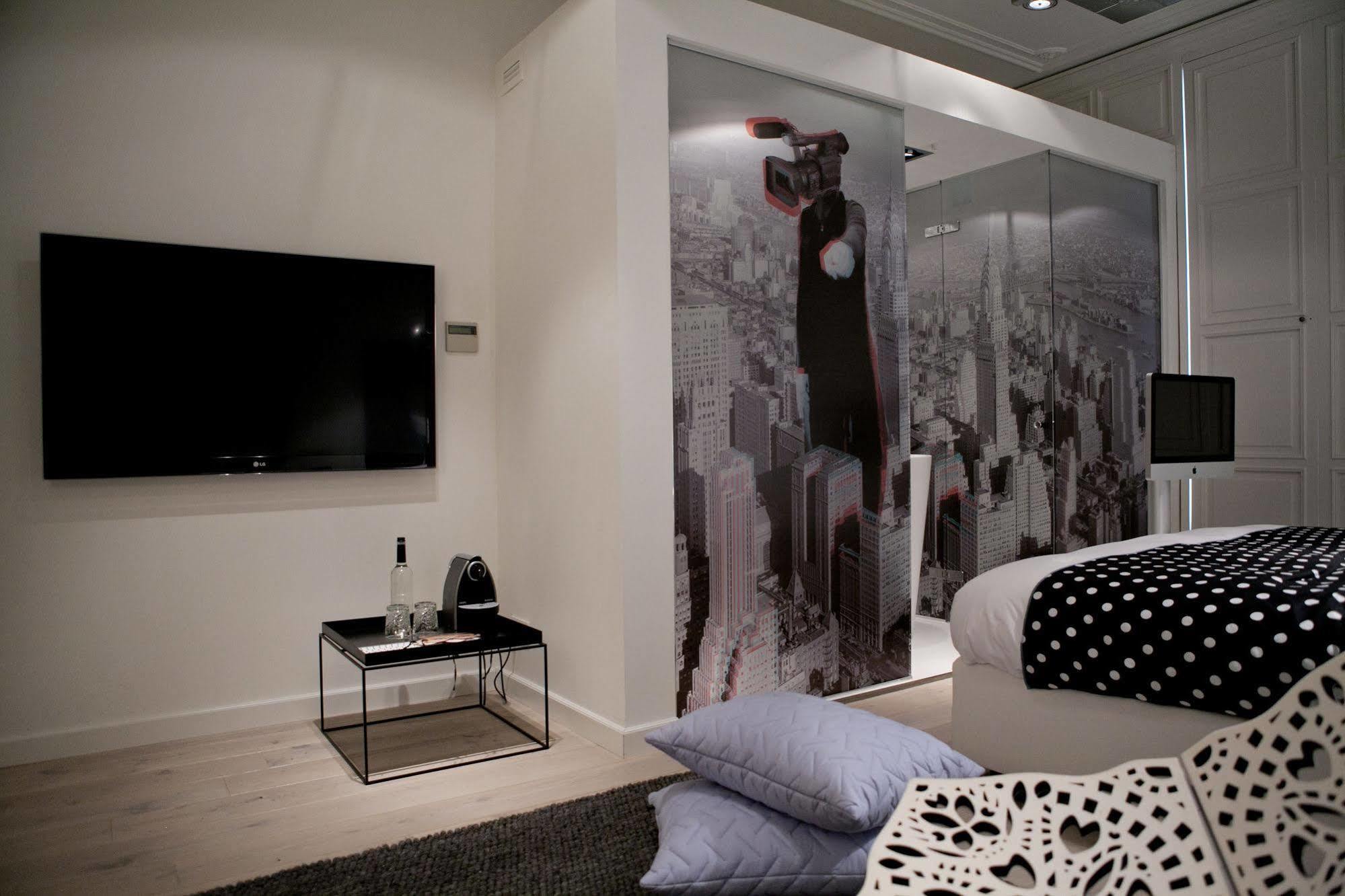 Manna Hotel Nijmegen Bagian luar foto